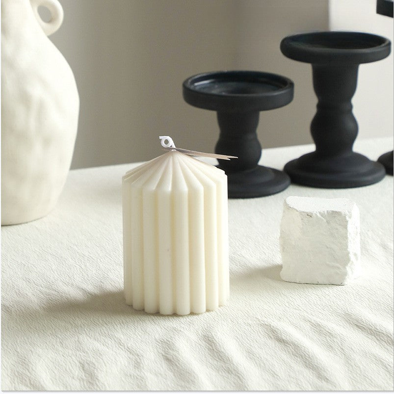 Sculptural Nordic Candle – Minimal White Collection Hypersku