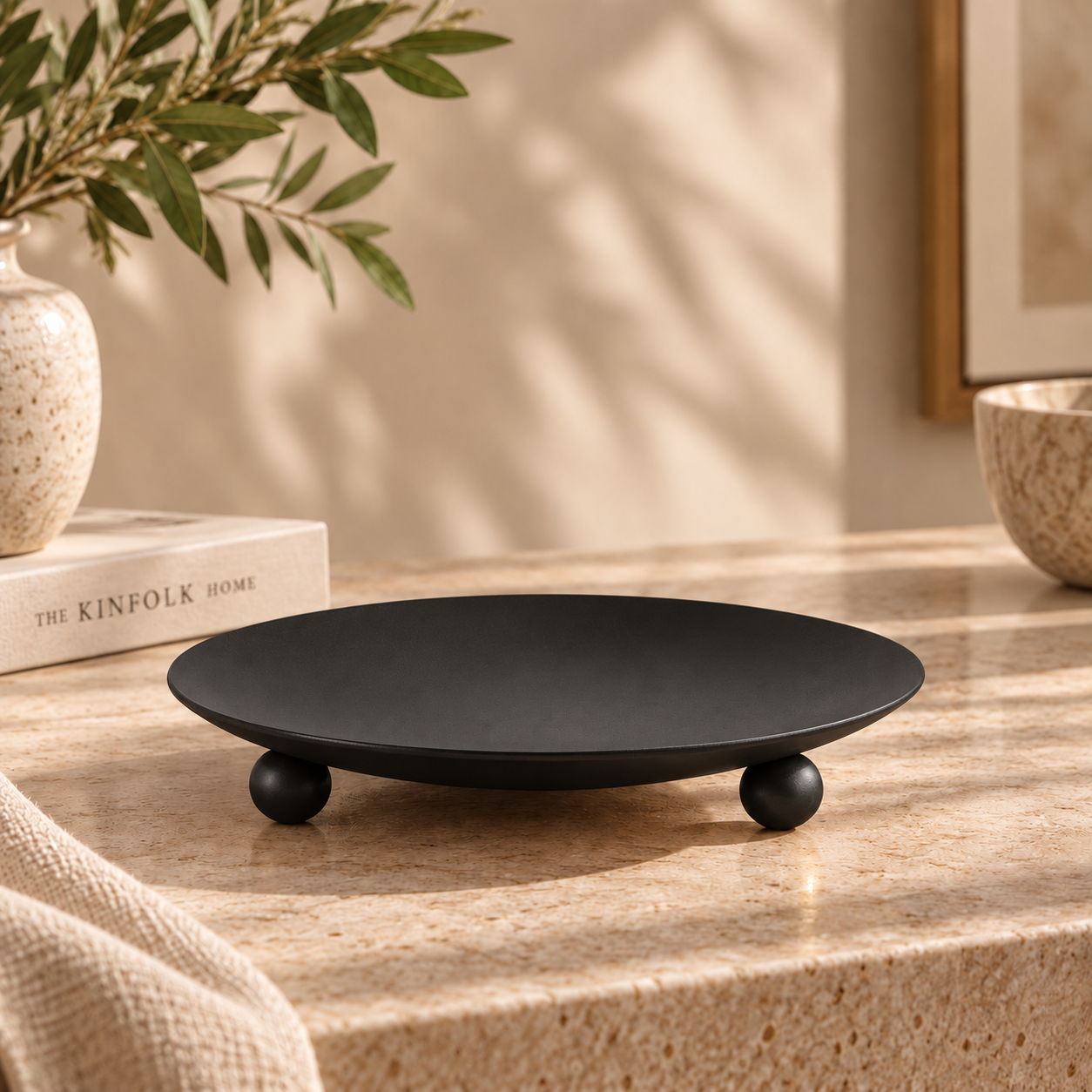 Minimalist Footed Candle Plate Hypersku